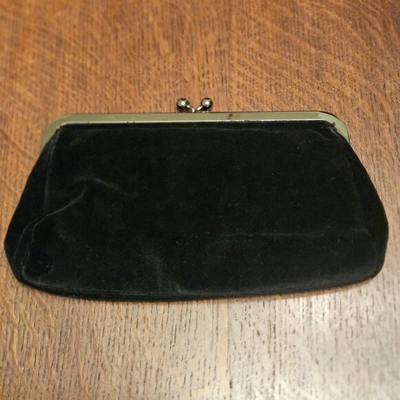 Black Velvet Embroidered Beaded Clutch Purse - Picture 2 of 6